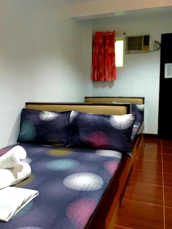 Park Vil-La Apartelle Quezon City Exterior foto