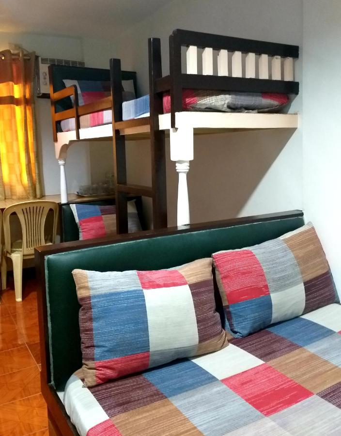 Park Vil-La Apartelle Quezon City Exterior foto
